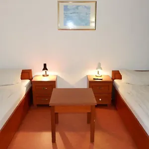 Hostel Am Kurtti, Berlin